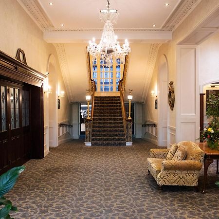 Grand Hotel Malahide Εξωτερικό φωτογραφία