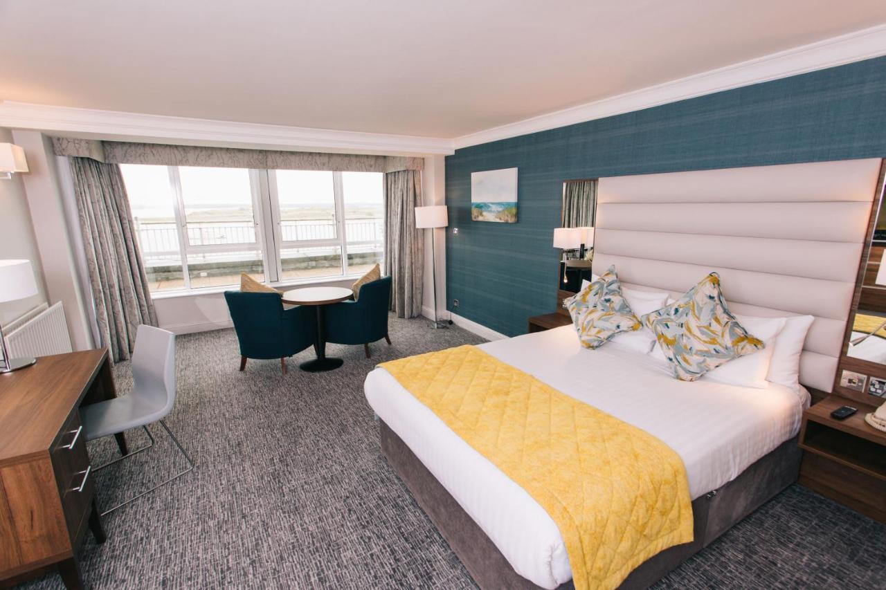 Grand Hotel Malahide Εξωτερικό φωτογραφία