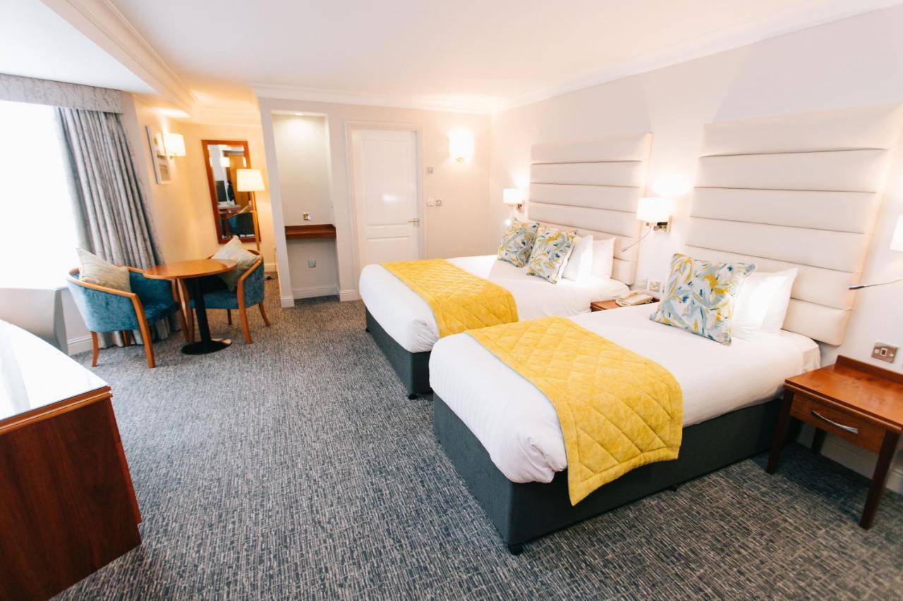 Grand Hotel Malahide Εξωτερικό φωτογραφία