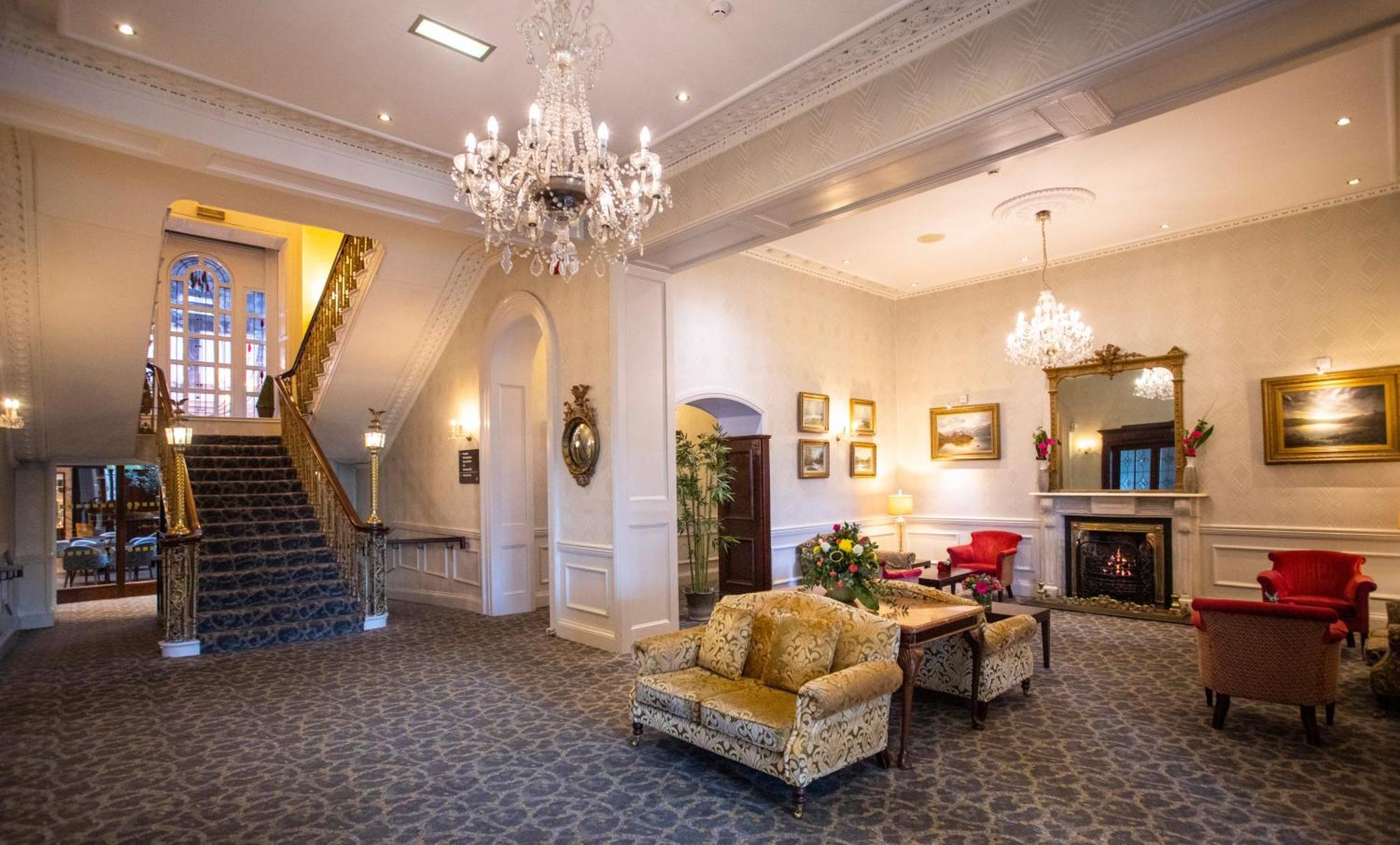 Grand Hotel Malahide Εξωτερικό φωτογραφία