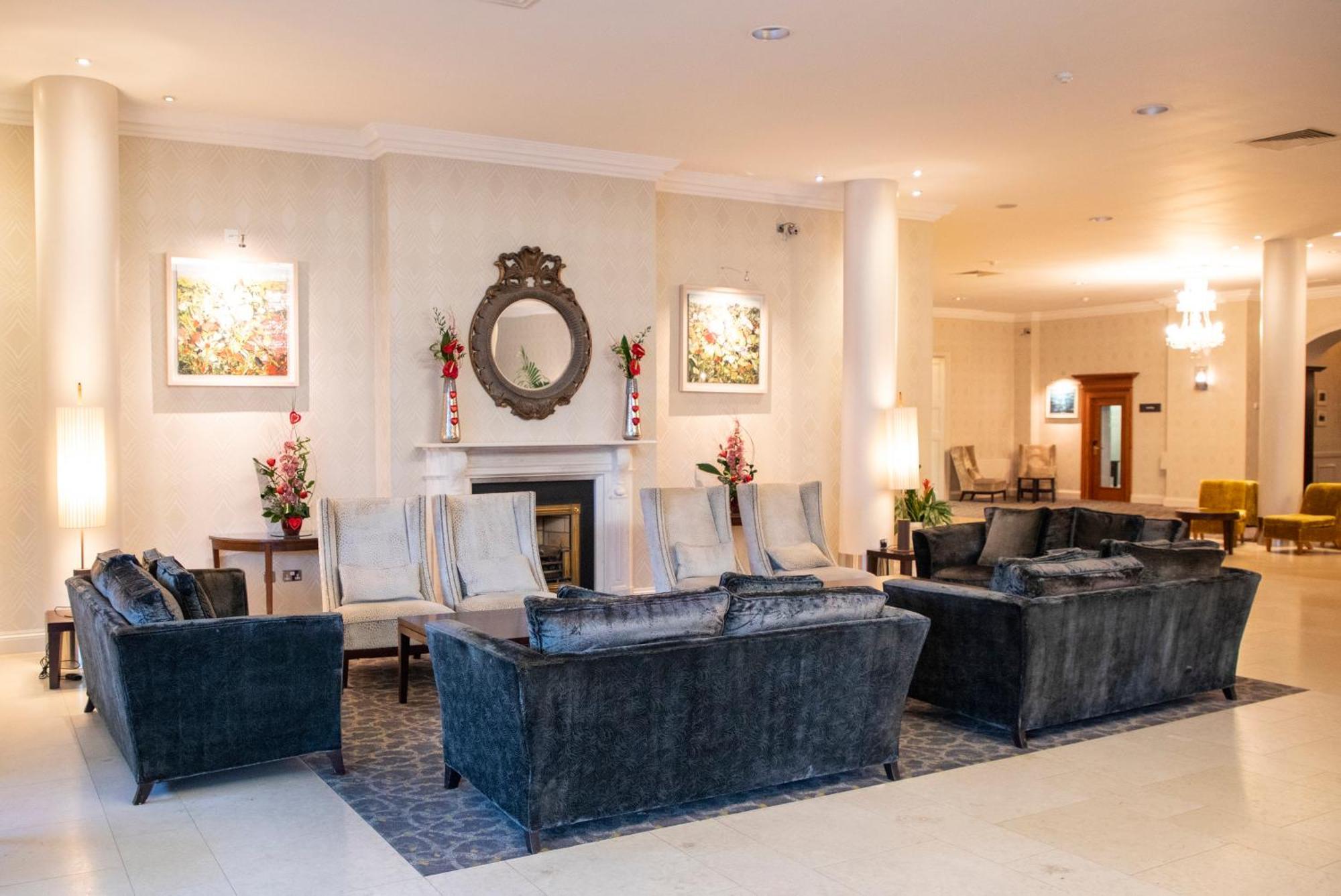Grand Hotel Malahide Εξωτερικό φωτογραφία