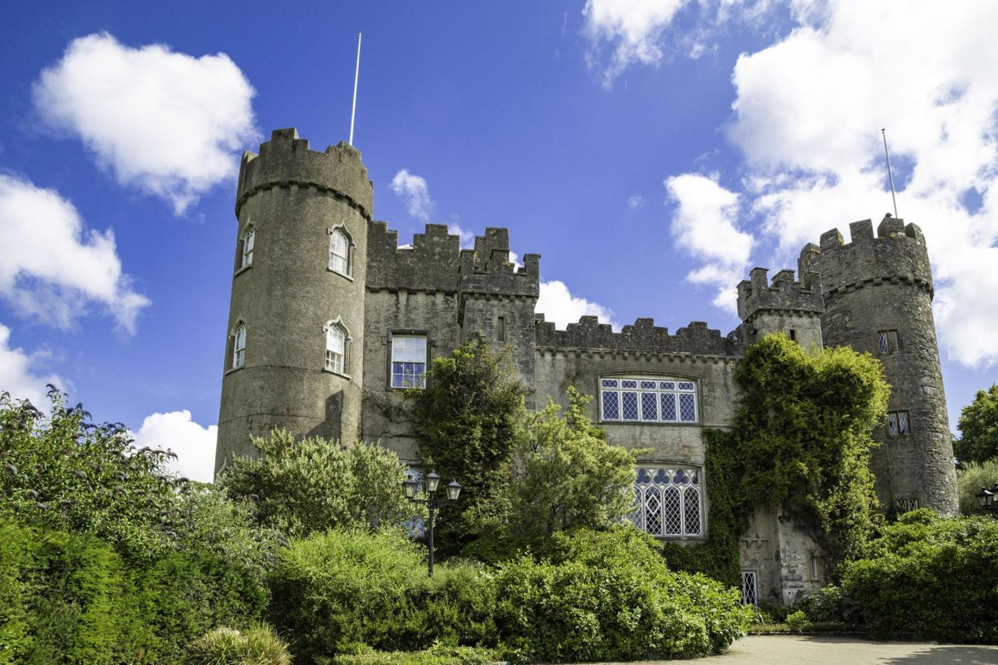 Grand Hotel Malahide Εξωτερικό φωτογραφία